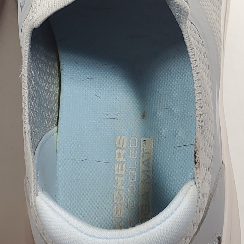 Skechers Go Walk Shoes Women's Size 8 Gray Slip On -PREOWNED - Picture 9 of 15